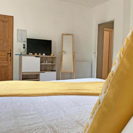Les Tables Aux Vaches Raviege Hotel La Salvetat-sur-Agout Buitenkant foto